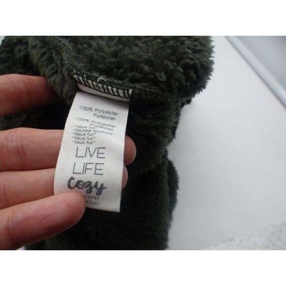 $48 P. J. Salvage Cozy  Star Print Sherpa Fleece Lounge Shorts, Olive (RZCOS), S - Picture 8 of 11